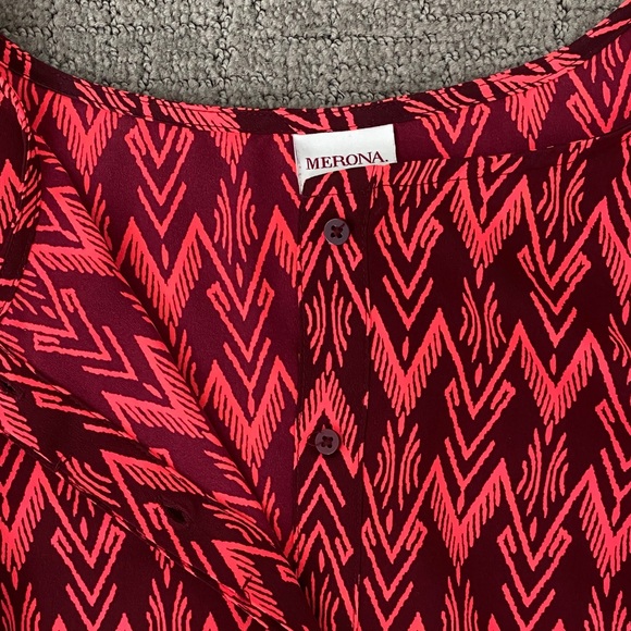 Women's Patterned Top - Picture 3 of 4